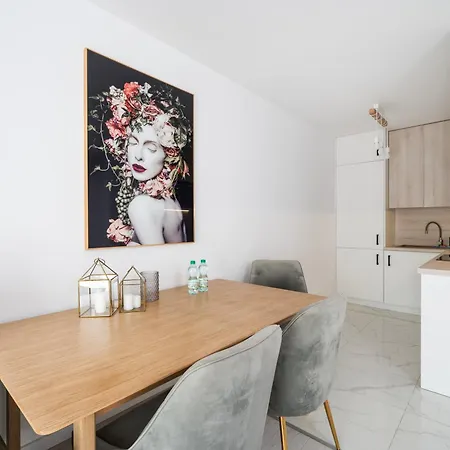 Park źródliska Superior By Bookinghost *